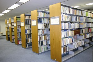 書架
